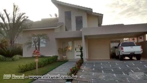 Troco permuto casa alto padrão por fazenda no Vl. do Ribeira, ou Sudoeste do PR