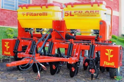 Plantadeira e Adubadeira Imagem Plantadeira e Adubadeira