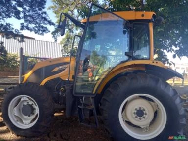 Imagem TRATOR VALTRA A84S 4X4 CABINE Imagem TRATOR VALTRA A84S 4X4 CABINE