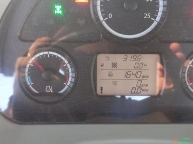 Imagem TRATOR VALTRA A84S 4X4 CABINE Imagem TRATOR VALTRA A84S 4X4 CABINE