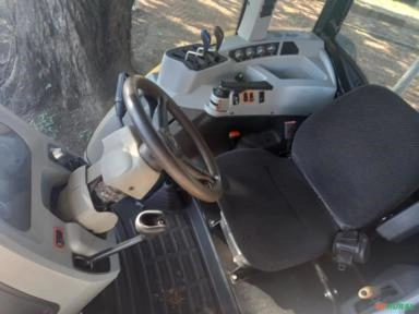 Imagem TRATOR VALTRA A84S 4X4 CABINE Imagem TRATOR VALTRA A84S 4X4 CABINE