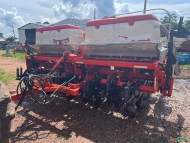 Imagem PLANTADEIRA JUMIL 3090PD Pneumática 9 linhas de 45cm dosador Fertysistem no adubo Ano 2014 Imagem PLANTADEIRA JUMIL 3090PD Pneumática 9 linhas de 45cm dosador Fertysistem no adubo Ano 2014