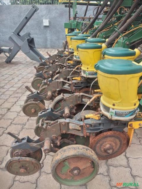 Imagem PLANTADEIRA TATU MARCHESAN USAP 2015 com kit de Inoculante Imagem PLANTADEIRA TATU MARCHESAN USAP 2015 com kit de Inoculante