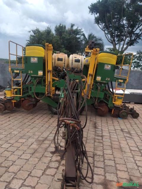 Imagem PLANTADEIRA TATU MARCHESAN USAP 2015 com kit de Inoculante Imagem PLANTADEIRA TATU MARCHESAN USAP 2015 com kit de Inoculante