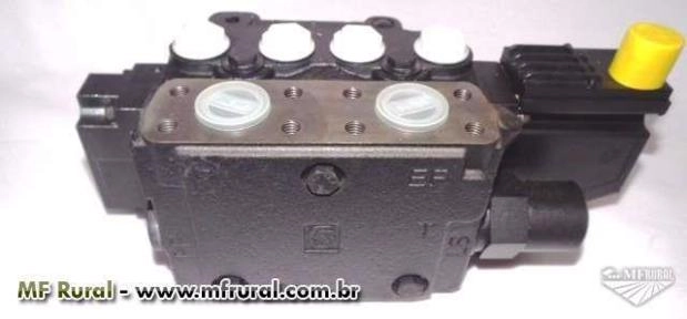 Comando Hidráulico Motoniveladora Linha M CATERPILLAR Imagem Comando Hidráulico Motoniveladora Linha M CATERPILLAR