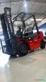 EMPILHADEIRA NOVA DIESEL - 2.500kg - TORRE DUPLEX 3MTS Imagem EMPILHADEIRA NOVA DIESEL - 2.500kg - TORRE DUPLEX 3MTS