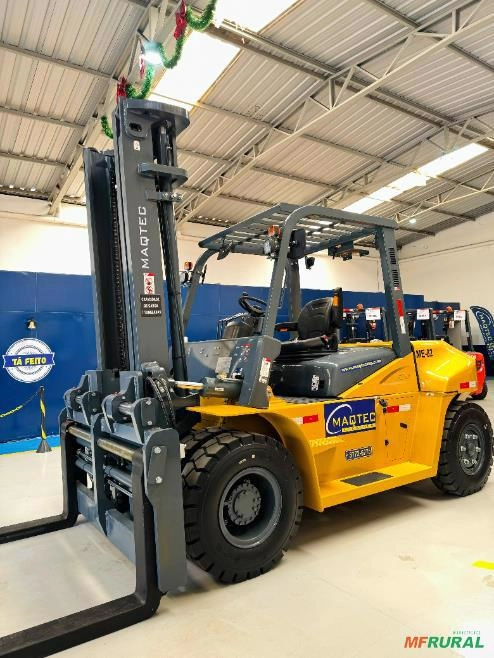 EMPILHADEIRA 7T DIESEL Imagem EMPILHADEIRA 7T DIESEL