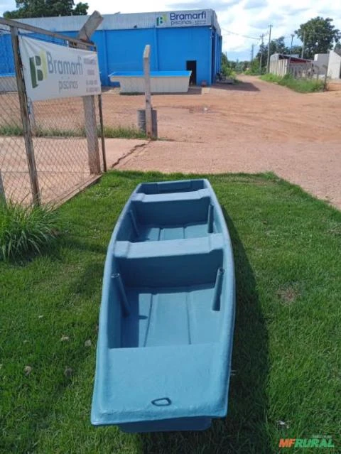 Barcos e Canoas de fibra