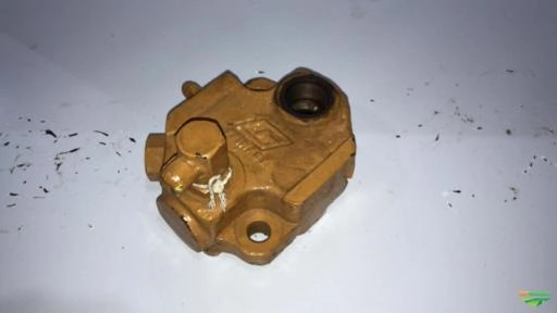 VÁLVULA DE ALIVIO DA BOMBA PRINCIPAL DA PÁ CARRAGADEIRA Imagem VÁLVULA DE ALIVIO DA BOMBA PRINCIPAL DA PÁ CARRAGADEIRA