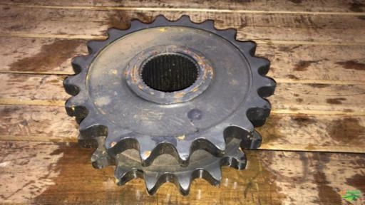 ENGRENAGEM CENTRAL DO TANDEM DA MOTONIVELADORA Imagem ENGRENAGEM CENTRAL DO TANDEM DA MOTONIVELADORA