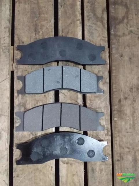 PASTILHA DE FREIO DA PÁ CARREGADEIRA CASE W20 Imagem PASTILHA DE FREIO DA PÁ CARREGADEIRA CASE W20