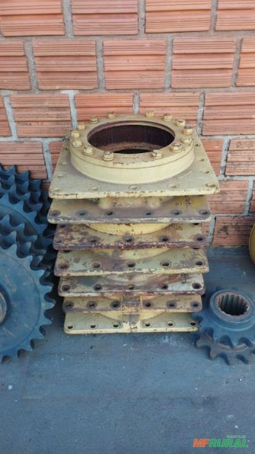 MANCAL PARA MOTONIVELADORA CATERPILLAR Imagem MANCAL PARA MOTONIVELADORA CATERPILLAR