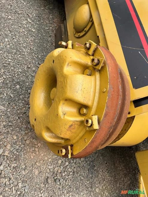 Cubo para Motoniveladora Caterpillar Modelo 120B Imagem Cubo para Motoniveladora Caterpillar Modelo 120B