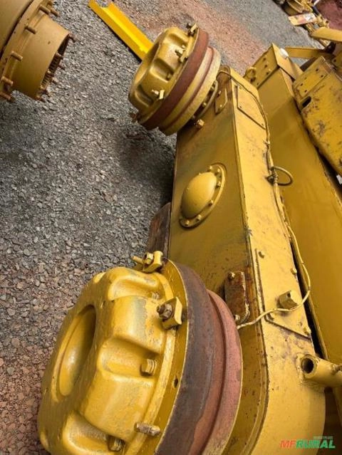 Imagem Cubo para Motoniveladora Caterpillar Modelo 120B Imagem Cubo para Motoniveladora Caterpillar Modelo 120B