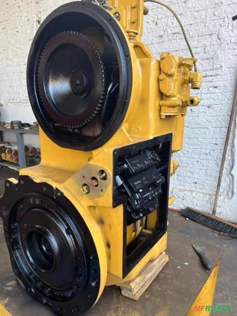 TRANSMISSÃO DA MOTONIVELADORA CATERPILLAR Imagem TRANSMISSÃO DA MOTONIVELADORA CATERPILLAR