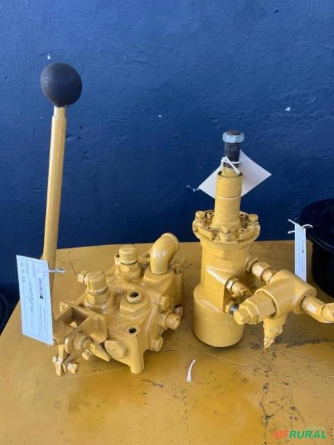 ORBITROL E COMANDO PARA ROLO COMPACTADOR Imagem ORBITROL E COMANDO PARA ROLO COMPACTADOR