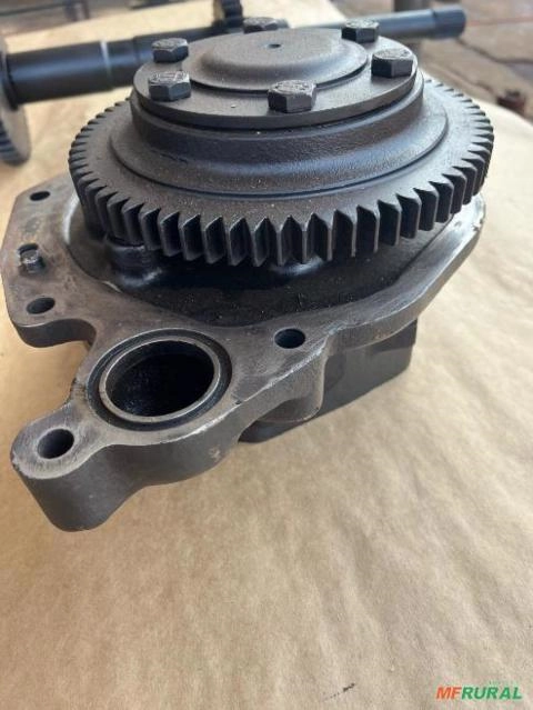 Imagem BOMBA DA TRANSMISSÃO DA PÁ CARREGADEIRA CATERPILLAR Imagem BOMBA DA TRANSMISSÃO DA PÁ CARREGADEIRA CATERPILLAR