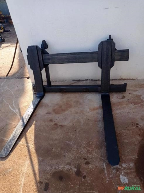 GARFO PARA PA CARREGADEIRA Imagem GARFO PARA PA CARREGADEIRA