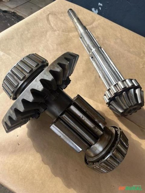 COROA E PINHAO CATERPILLAR 120B E 140 B Imagem COROA E PINHAO CATERPILLAR 120B E 140 B