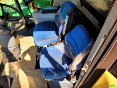 Imagem Colheitadeira New Holland 9060 Imagem Colheitadeira New Holland 9060