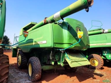 Imagem Colheitadeira STS 9570 Imagem Colheitadeira STS 9570