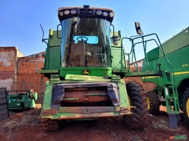 Colheitadeira John Deere 9570 Imagem Colheitadeira John Deere 9570