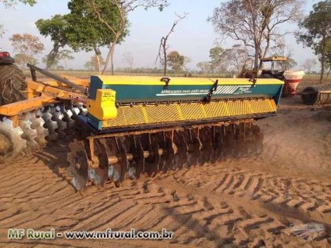 Semeadeira para pastagem Imagem Semeadeira para pastagem