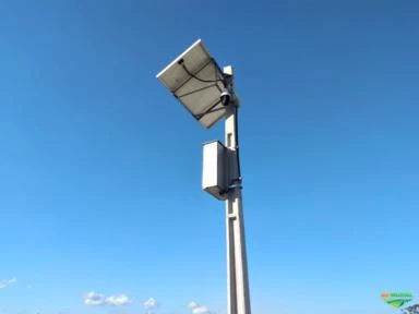 Câmera De Segurança Chip - 3g/4g e rede wi-fi Energia Solar
