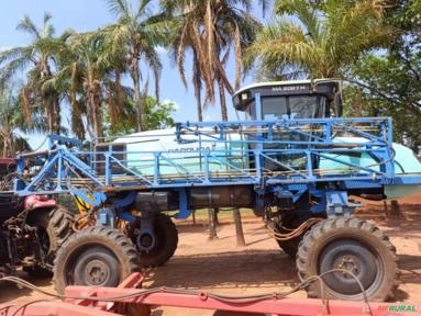 Pulverizador Autopropelido Montana Parruda 2027 H Ano 2008 Imagem Pulverizador Autopropelido Montana Parruda 2027 H Ano 2008