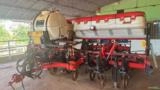 Plantadeira Jumil Exacta 3070 9 linhas + GPS starfire 6000 Imagem Plantadeira Jumil Exacta 3070 9 linhas + GPS starfire 6000