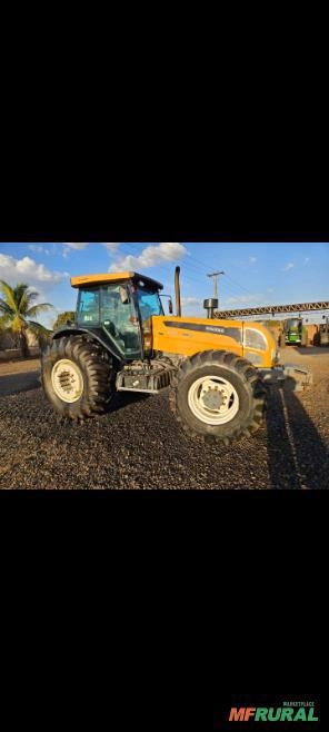 Imagem Trator Valtra BH180 ano 2017 Imagem Trator Valtra BH180 ano 2017