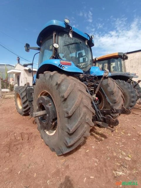 Imagem Trator New Holland T7.245 ano 2013 Imagem Trator New Holland T7.245 ano 2013