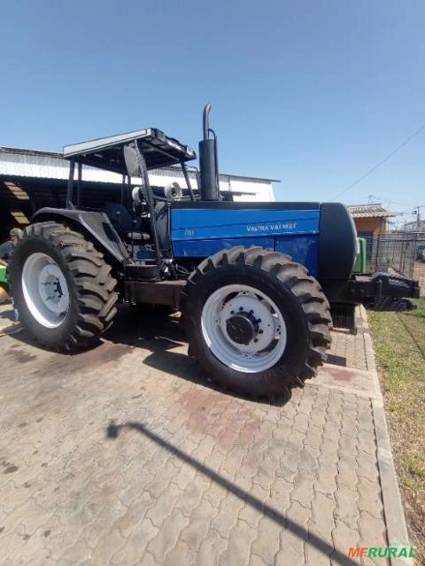 Trator Valtra 1780 ano 2003 Imagem Trator Valtra 1780 ano 2003