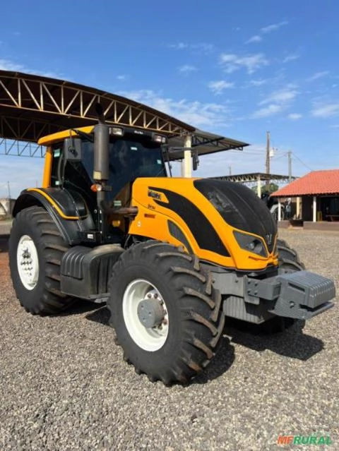 Valtra BH194 Hitech ano 2020 Imagem Valtra BH194 Hitech ano 2020