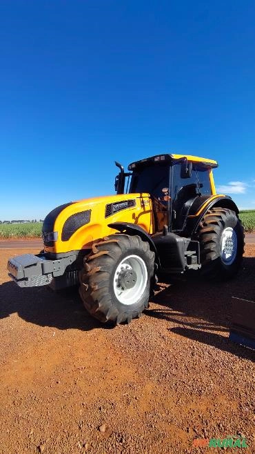 Valtra BH210i ano 16/17 Imagem Valtra BH210i ano 16/17