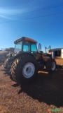 Valtra BH185i ano 2011 com Lâmina Imagem Valtra BH185i ano 2011 com Lâmina