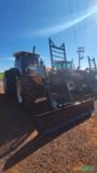 Valtra BH180 ano 2008 com Lâmina Imagem Valtra BH180 ano 2008 com Lâmina