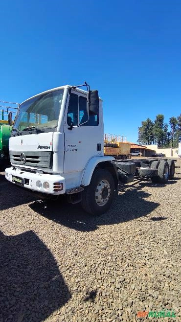 Mercedes Benz Atron 2729 ano 2014 Imagem Mercedes Benz Atron 2729 ano 2014