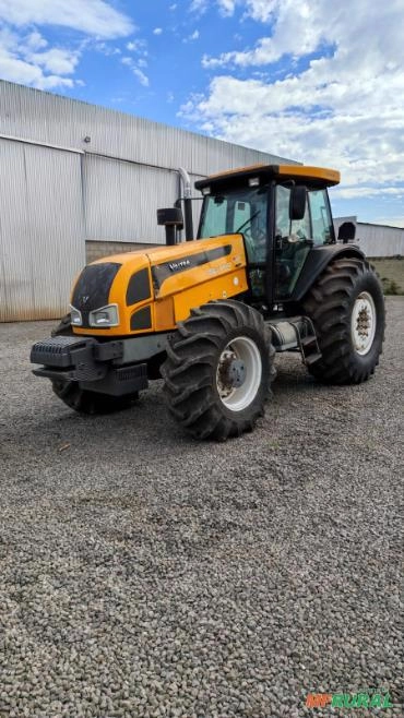 Valtra BH180 ano 16/17 Imagem Valtra BH180 ano 16/17