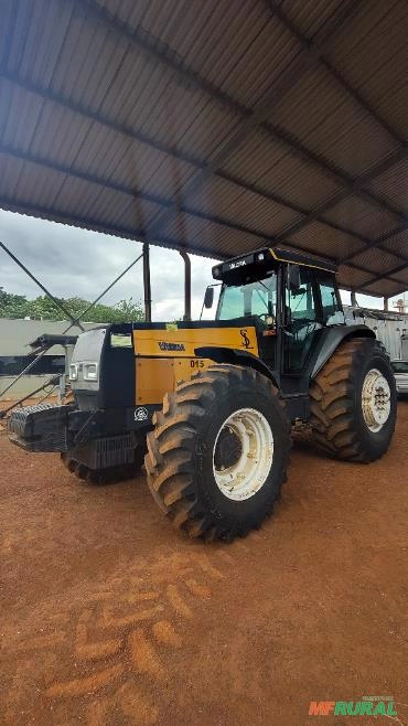 Valtra BH180 ano 2003 Imagem Valtra BH180 ano 2003