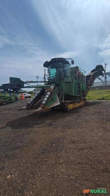 Colhedora de Cana John Deere CH570 ano 2016 Imagem Colhedora de Cana John Deere CH570 ano 2016