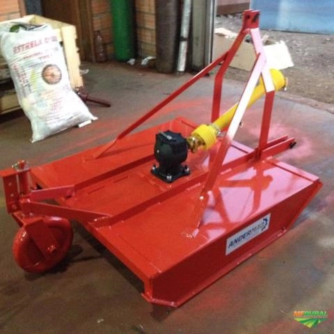 Roçadeira para Agrale 4100 Imagem Roçadeira para Agrale 4100