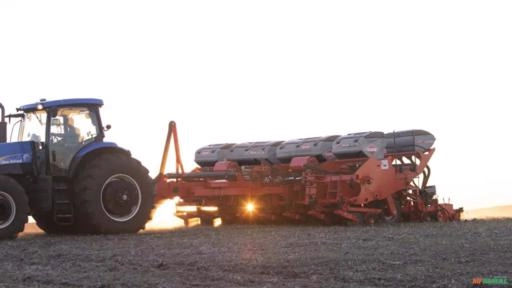 Plantadeira Pneumática KUHN PRIME AT M Imagem Plantadeira Pneumática KUHN PRIME AT M