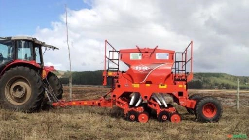 Semeadora Mecânica KUHN SDE Imagem Semeadora Mecânica KUHN SDE