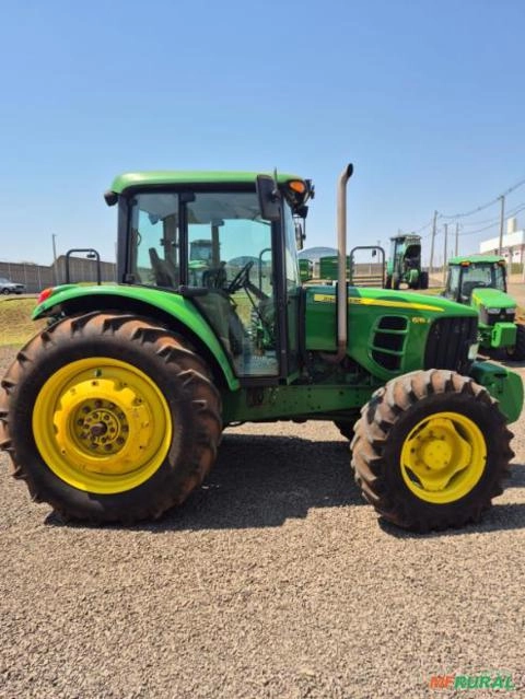 Trator John Deere 6115 J Ano 2022 Imagem Trator John Deere 6115 J Ano 2022