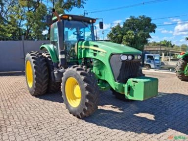 TRATOR JOHN DEERE 7200J Imagem TRATOR JOHN DEERE 7200J