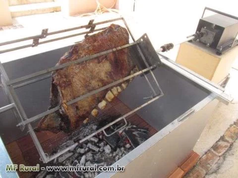 Churrasqueira Tipo Rolete - Carneiro e porco no rolete