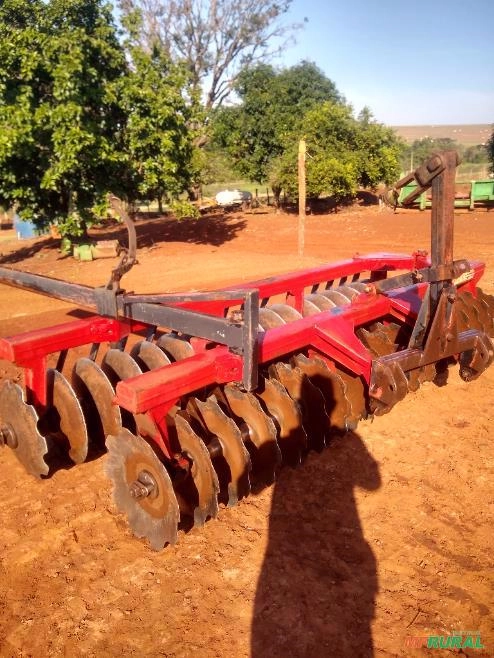 Grade niveladora Baldan 36 discos Imagem Grade niveladora Baldan 36 discos