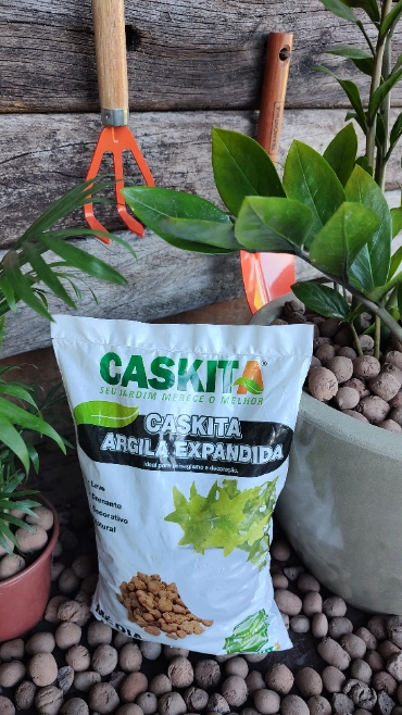 Imagem CASCA DE PINUS Imagem CASCA DE PINUS