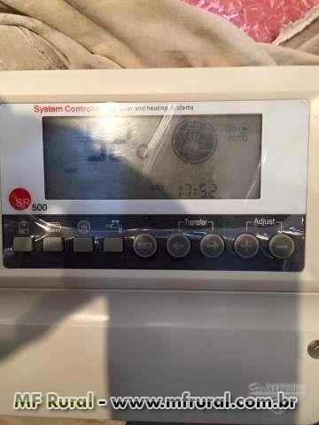 Aquecedor Solar com tubo à vácuo e controle automatizado Imagem Aquecedor Solar com tubo à vácuo e controle automatizado